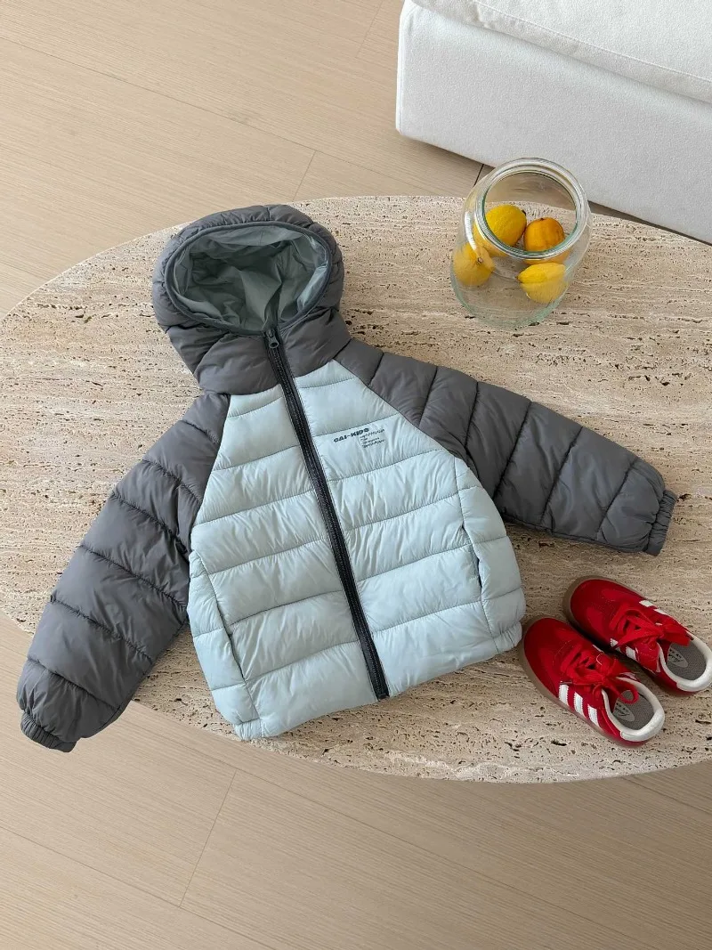 Kinder-Daunenjacke aus verdickter Baumwolle, wasserdicht, koreanische Version, kurzer Outdoor-Mantel für Jungen und Mädchen, bequemes „Bread“-Design – Detail 7