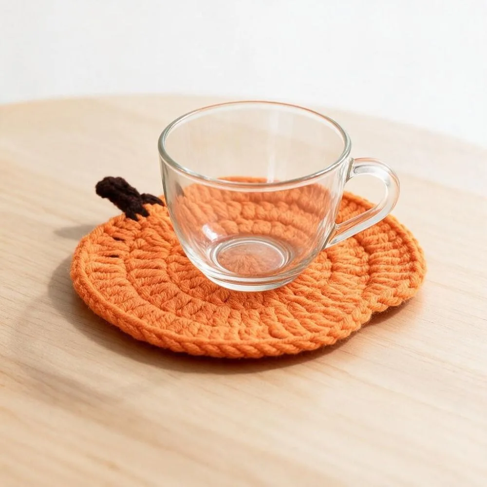 6 Piece Cartoon Halloween Crochet Pumpkin Coaster Hand-woven Non-slip Heat Insulated Mat Heat-resistant Drink Cup Mat Farmhouse