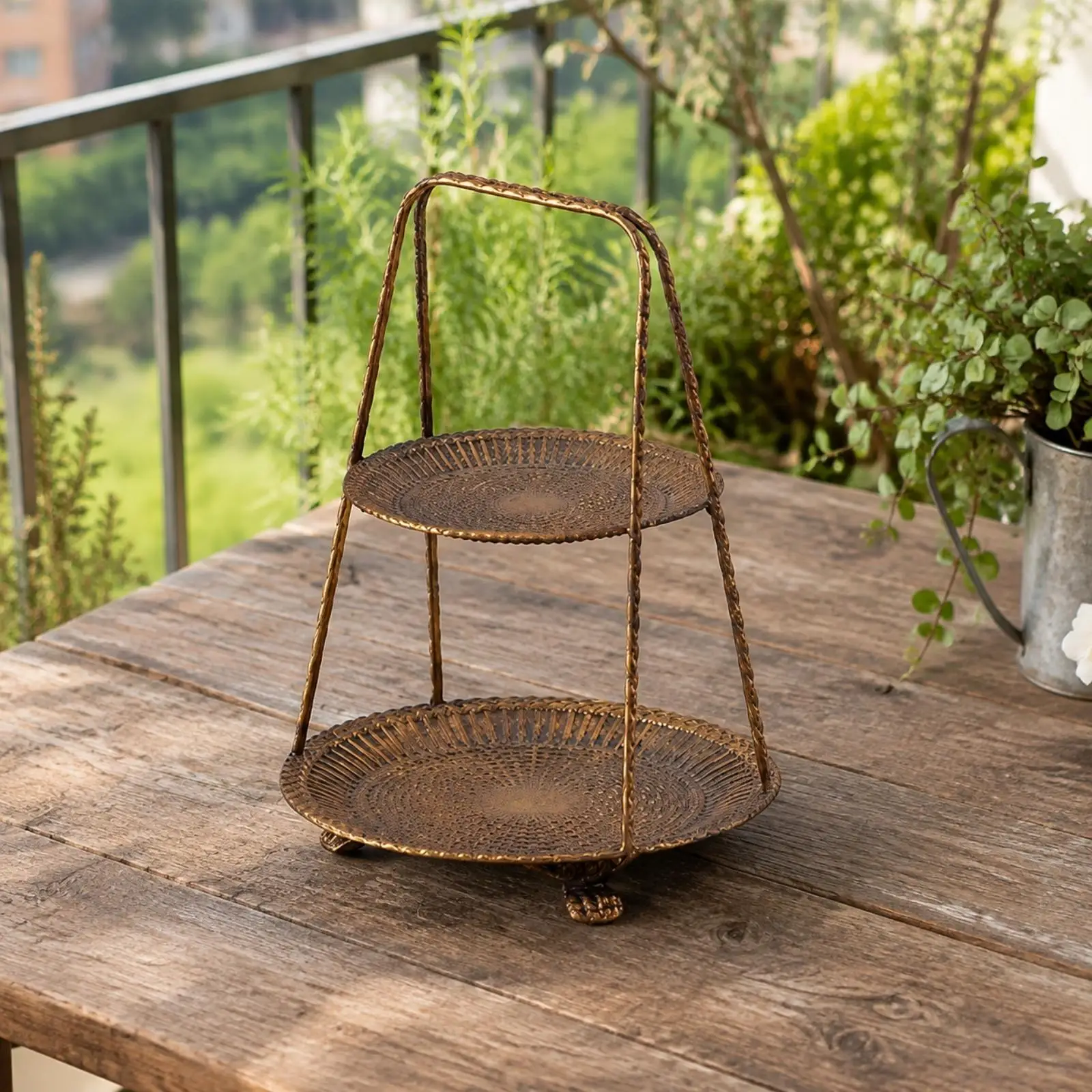 Freestanding Two-Tier Iron Tray Antique Gold-Toned Round Tiered Iron Tray Weather-Resistant Garden Bird Feeder with Two Shelves