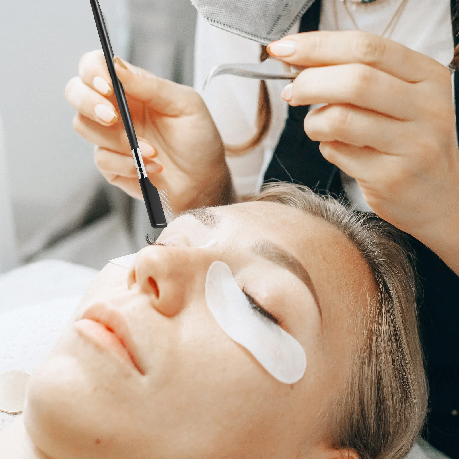 مشط رموش من الفولاذ المقاوم للصدأ مكون من 4 قطع، أداة فاصل الرموش، فرشاة معدنية لتصفيف المكياج المثالي، مجموعة الاستخدام اليومي