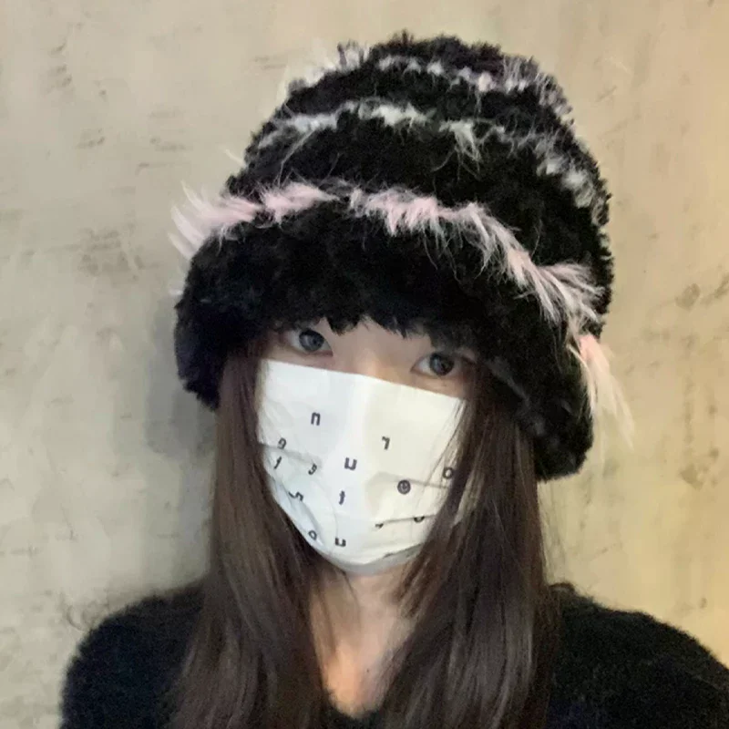 قبعة صوف سميكة سميكة مقاومة للبرودة للخريف والشتاء، قبعة محبوكة دافئة لحماية الأذن للنساء