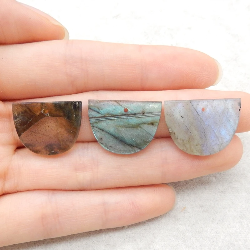 

3PcsLabradorite Half-Moon Pendant Set, Multi-Hued Iridescent Gemstone, Jewelry Components 15x20x3mm-5.8g