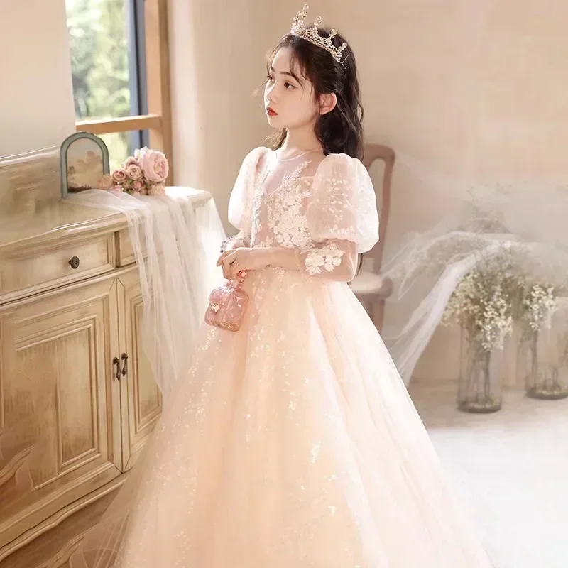 Flower Boy Wedding Little Girl Dress 2024 Nuovo compleanno per ragazza a maniche lunghe Abito da principessa Performance per bambini piccoli e