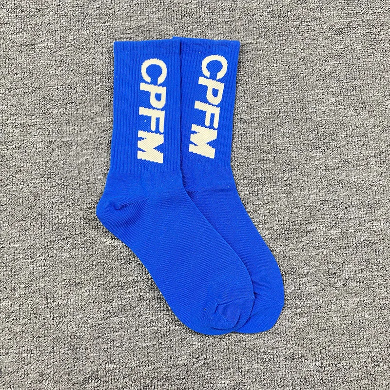 Sold by 4pairs-- kanye CPFM multicolor cotton sports socks mid tube socks couple high street alphabet jacquard socks WZ51