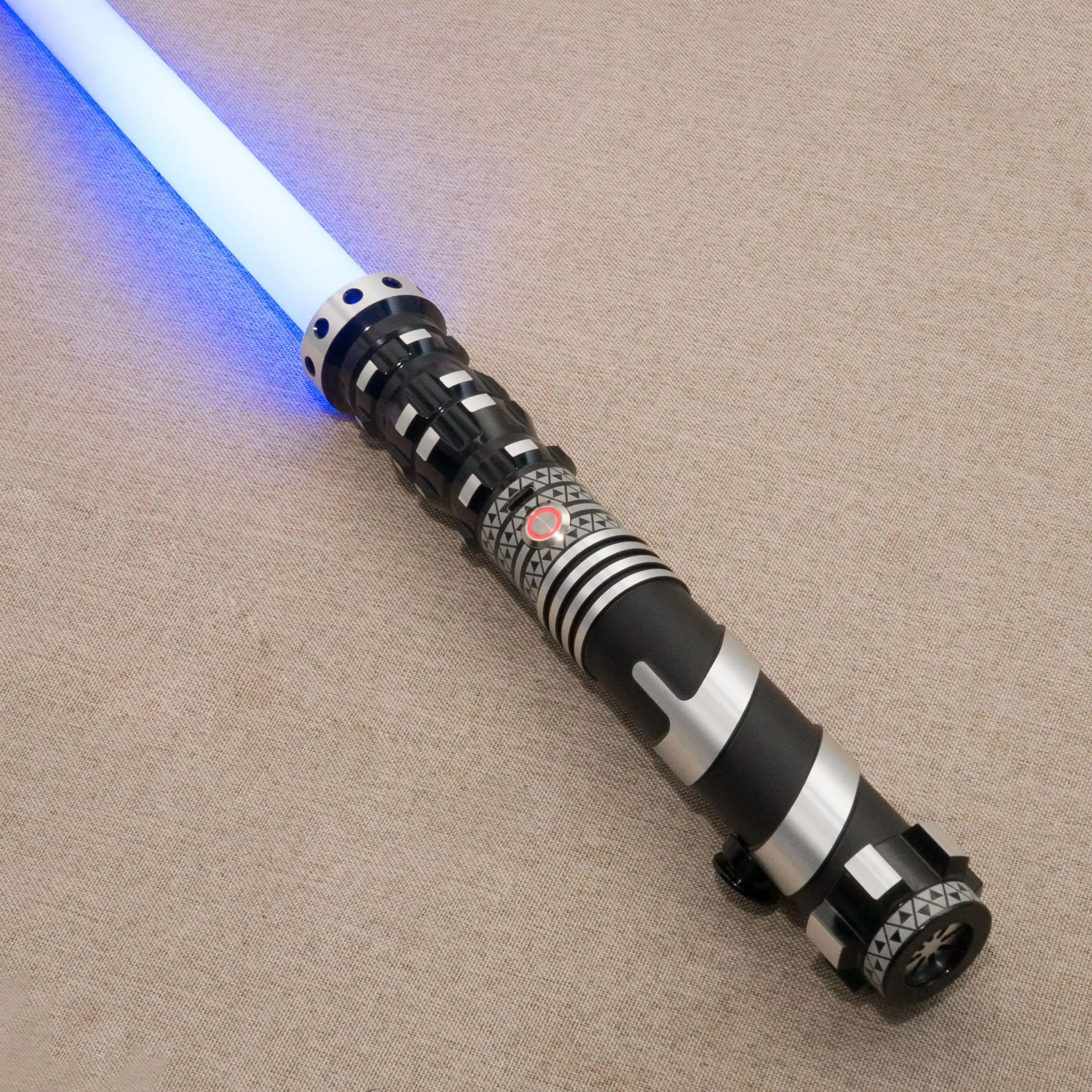 

RGB Pixel Lightsabers Metal handle 28 Sound Smooth swing FX Dual Light LED Type-C Laser sword Cosplay toy