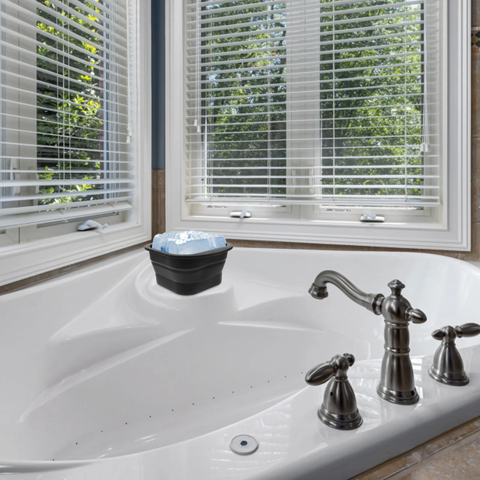 

Large Capacity Silicone Ice Block Mold for Ice Bath Foldable Nonstick Easy Release Ideal for Outdoor Activities Reusable