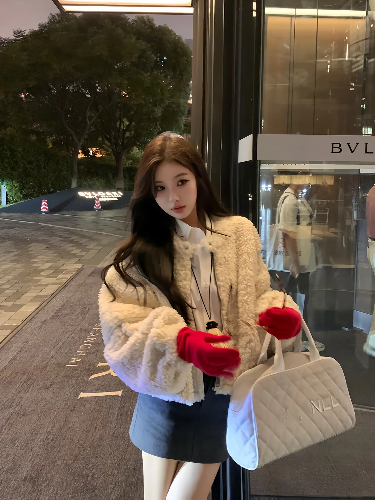 Damska, ocieplana kurtka zimowa, nowa, swobodna, luźna, z futerkiem, ciepła odzież wierzchnia z włókna poliestrowego, długi rękaw, okrągły dekolt, zamek błyskawiczny.