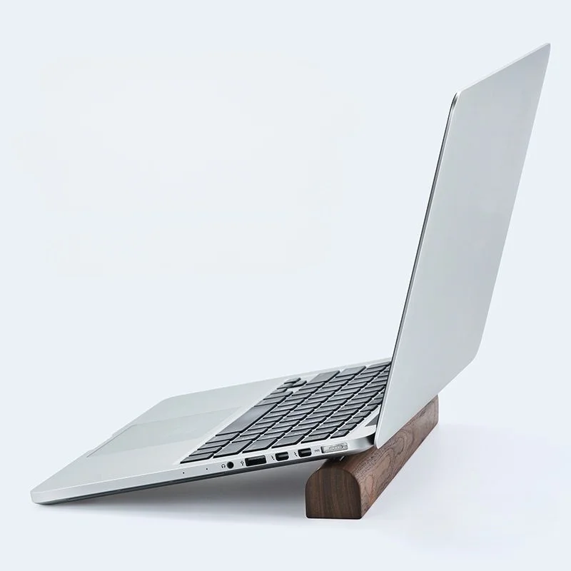 

Portable Solid Walnut Laptop Stand – Minimalist Elevated Wooden Riser for Heat Dissipation & Self-Defense