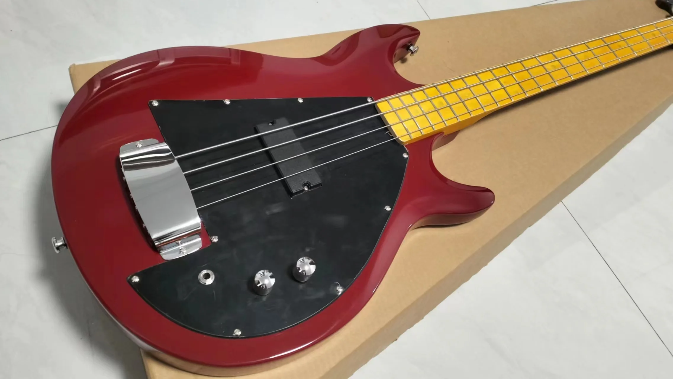 Custom 4 String Grabber II style Electric Bass guitar 2009 LIMITED wine red