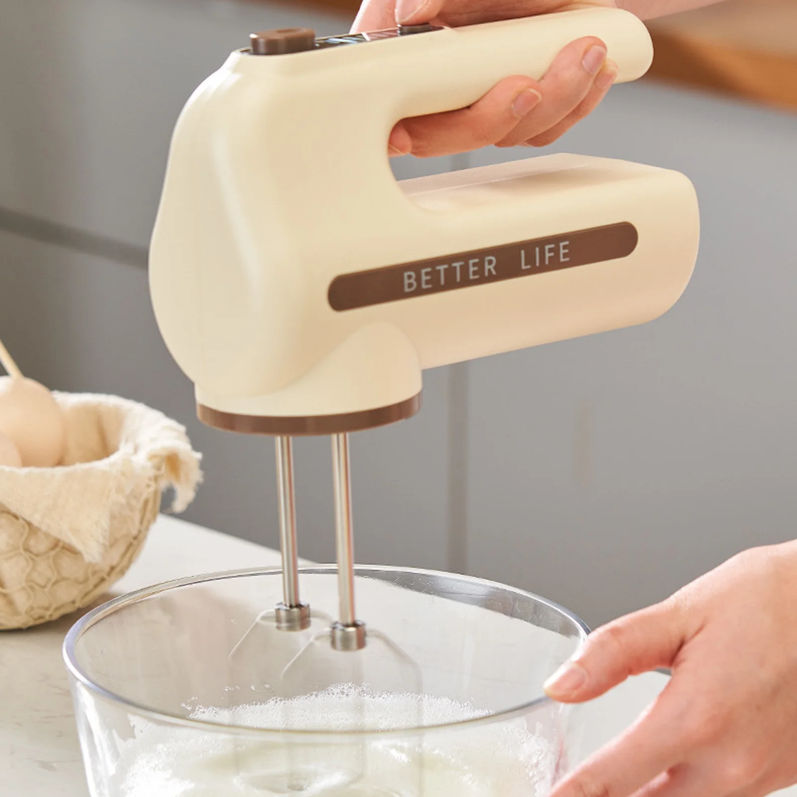 Electric Hand Mixer Fine Polishing USB Charging 5 Speed Cordless Electric Hand Mixer Khaki with Stainless Steel Whisk for Cream