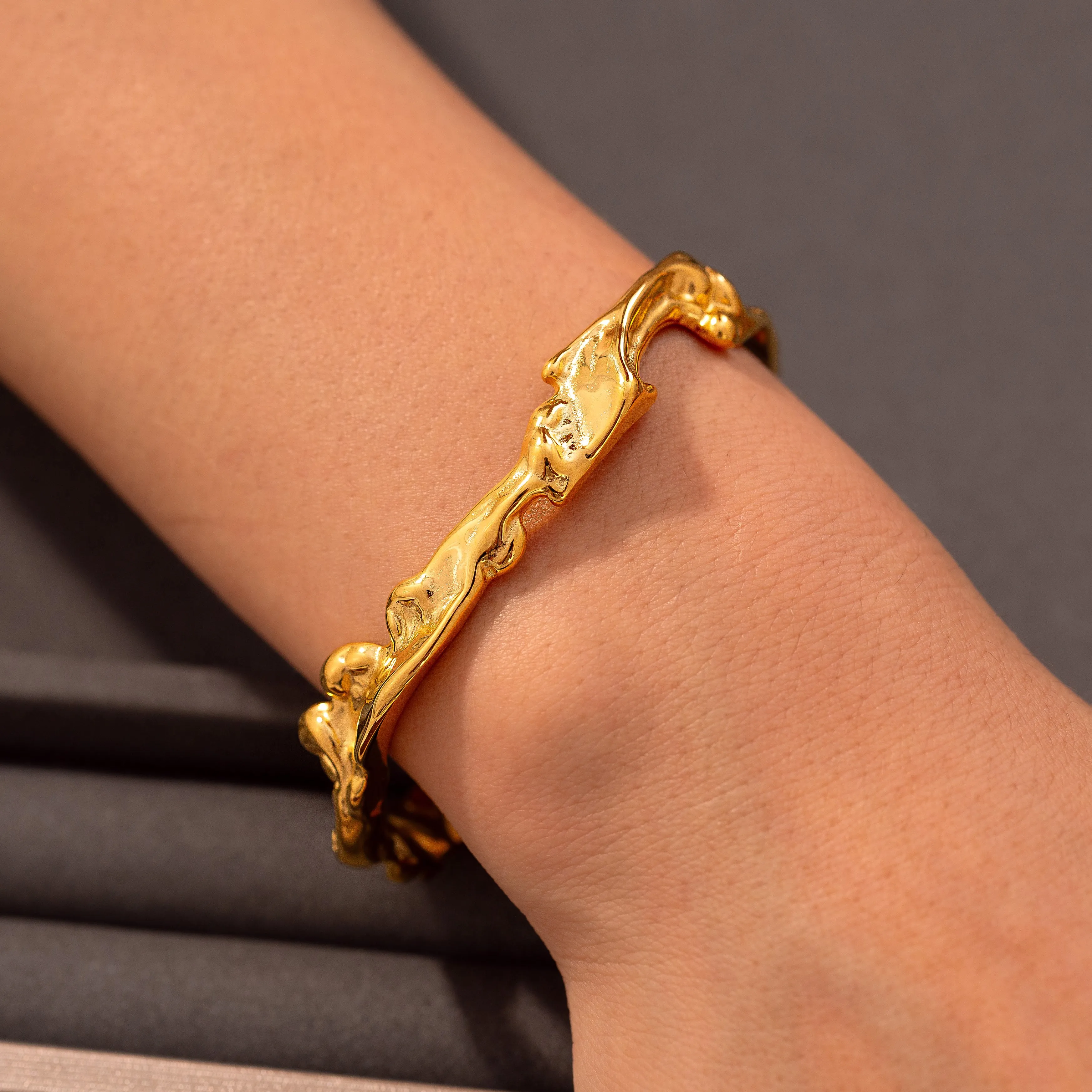 316L الفولاذ المقاوم للصدأ سوار أساور للنساء 18K مطلية بالذهب لا تشويه المرأة أساور اليد مثل موجة على المعصم الكفة الإسورة #6