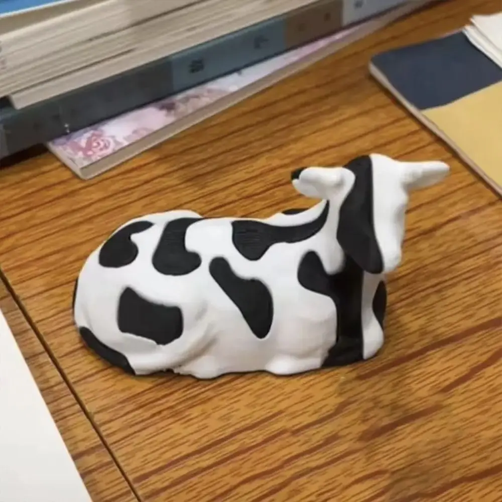 

Fidget Toys Decompression Cow Cover Desktop Decoration Detachable Cow Figurine Figurine Creative Gift Sculpture for Kids Adults