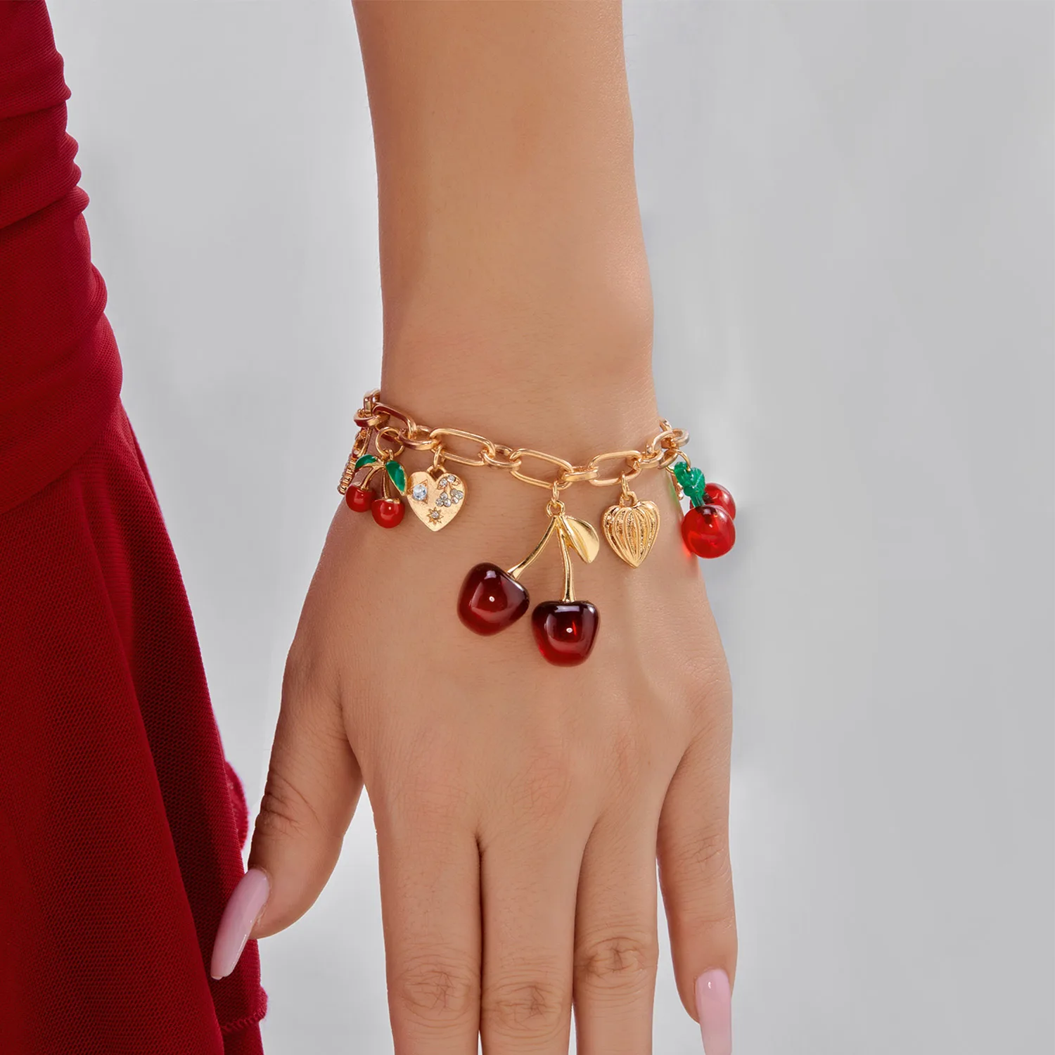 

Sweet Cute Red Cherry Heart Pearl Charm Bracelet for Women Fashion Y2K Fruit Gold Color Chain Bracelet Friendship Jewelry Gifts
