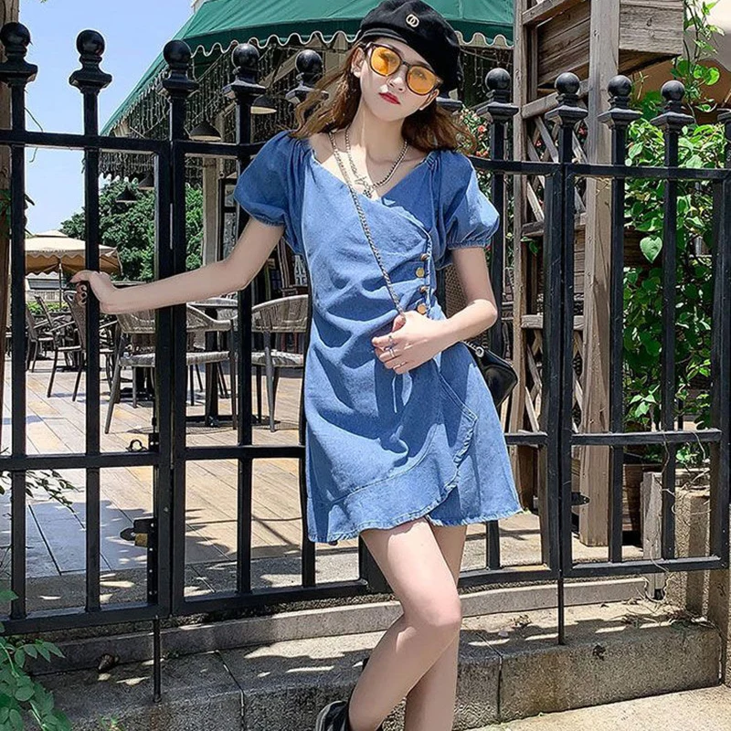 ฤดูร้อน 2025 Bodycon DENIM ชุดผู้หญิง Chic Mermaid Ruffle ถักชุดสุภาพสตรีสบายๆ V คอแขนฟองสั้นชุด Mujer