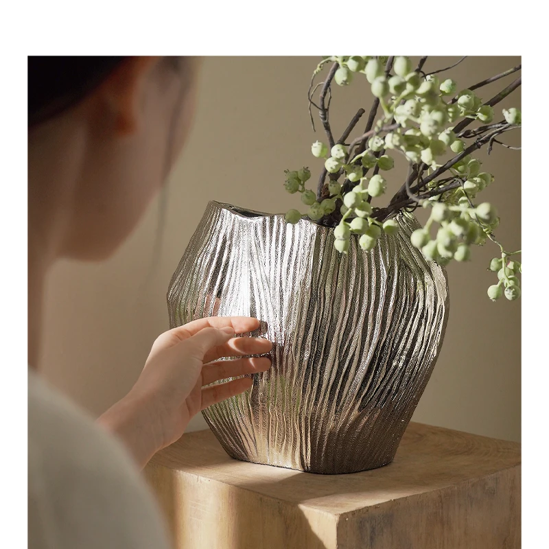 Retro Creative Pleated Silver Aluminum Flower Arrangement Container For Kitchen Living Bedroom Home Decoration Ornamen