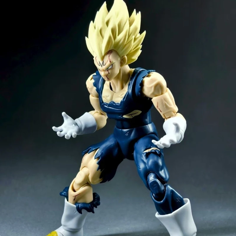 

В наличии Совместный бренд Black Hole TK Magic Bei Black Battle Loss Super Game Vegeta Shaft Form Dragon Ball подвижный 3,0