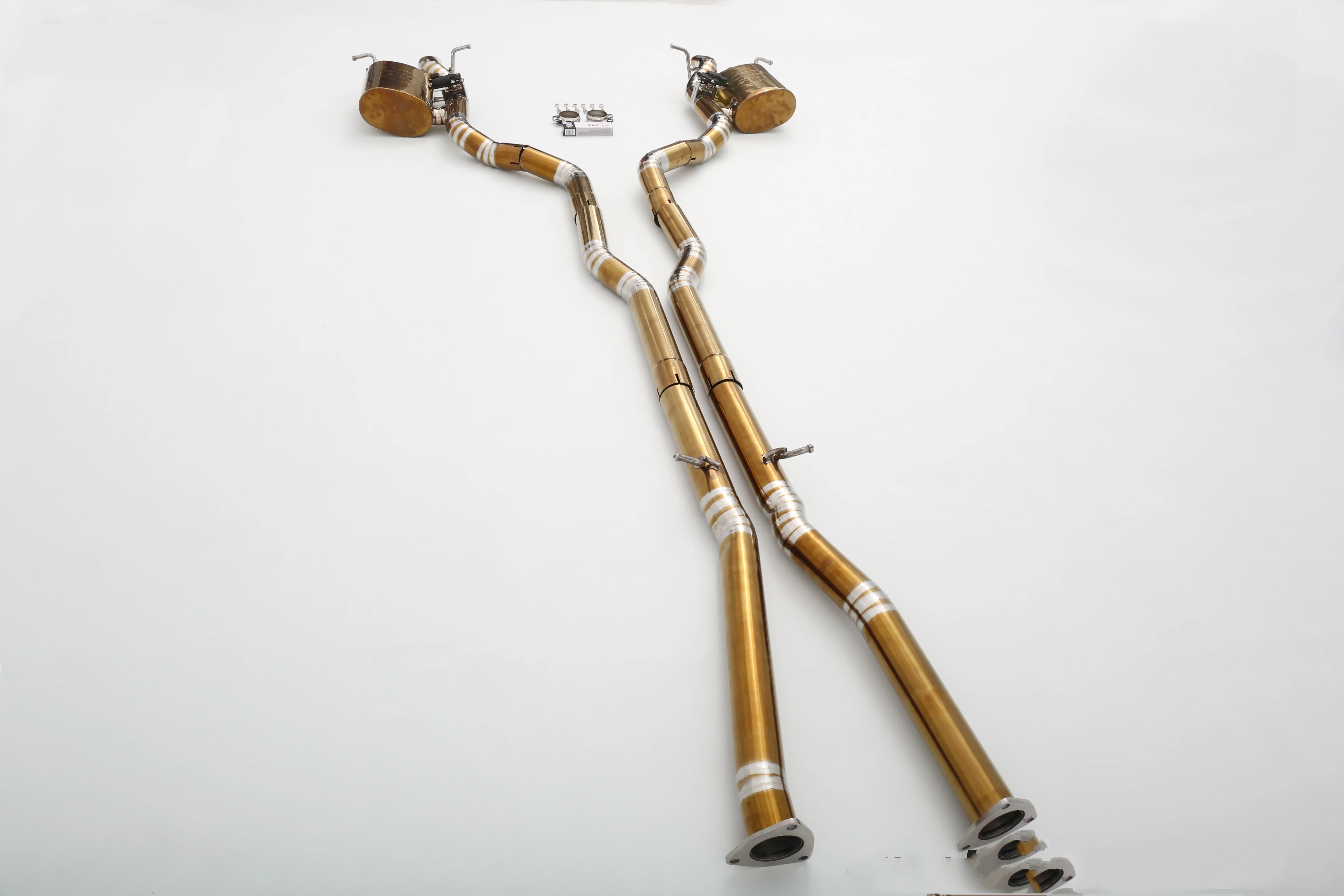 نظام عادم مخصص 304 من الفولاذ المقاوم للصدأ/التيتانيوم مصمم خصيصًا لـ 4.0T V8