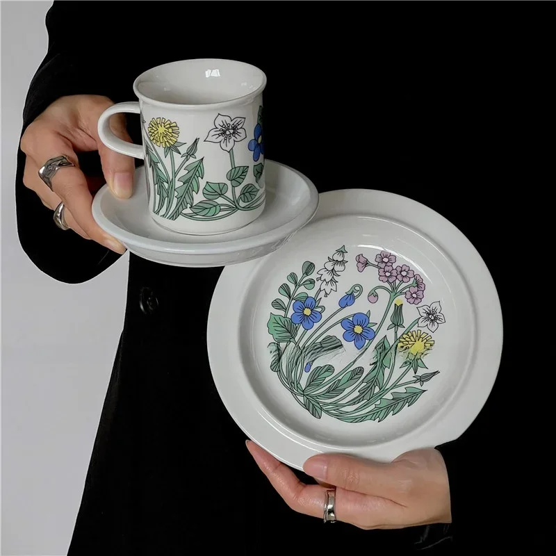 High Aesthetic Value Ceramic Coffee Cup Milk Cup with Flower Design Delicious Dessert Plate Nordic Style Handmade Breakfast P...