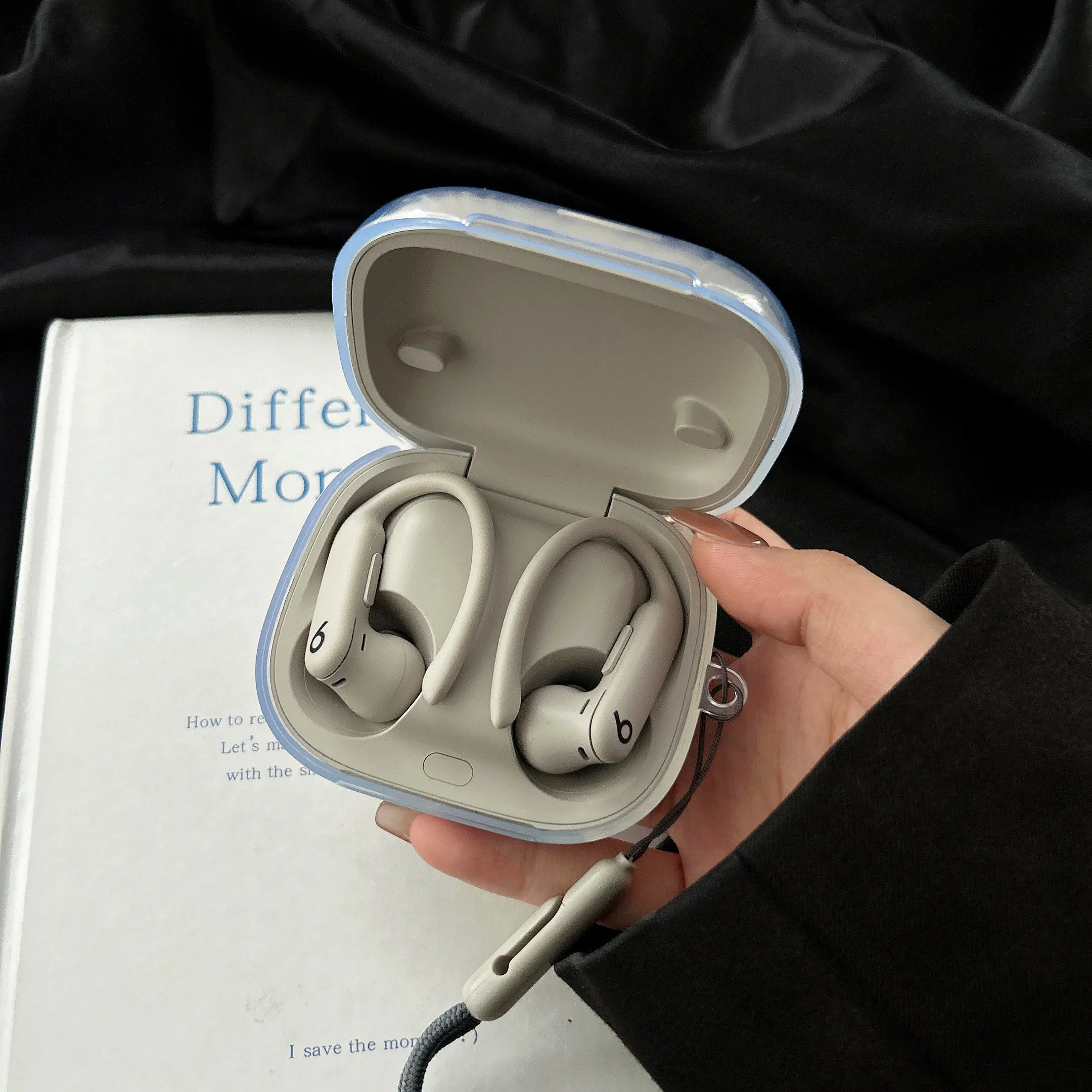 Прозрачный съемный высококачес – обзор и цена Beats Headphone Powerbeats Pro
