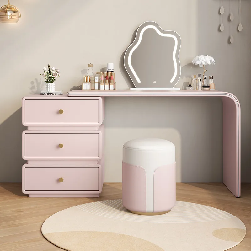 مكتب إيطالي فاخر بتصميم كريمي من الخشب الصلب بالكامل، مكياج من الجلد الوردي، مرآة متكاملة حديثة وبسيطة للفتيات لغرفة النوم