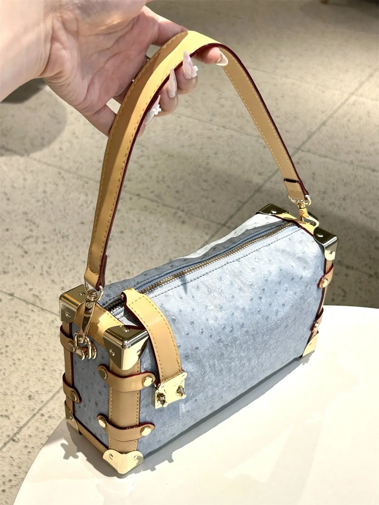 bolso-de-mano-para-mujer-mack-jennifer-con-diseno-de-avestruz-bolso-de-hombro-casual-de-cuero-suave-estilo-veraniego-nueva