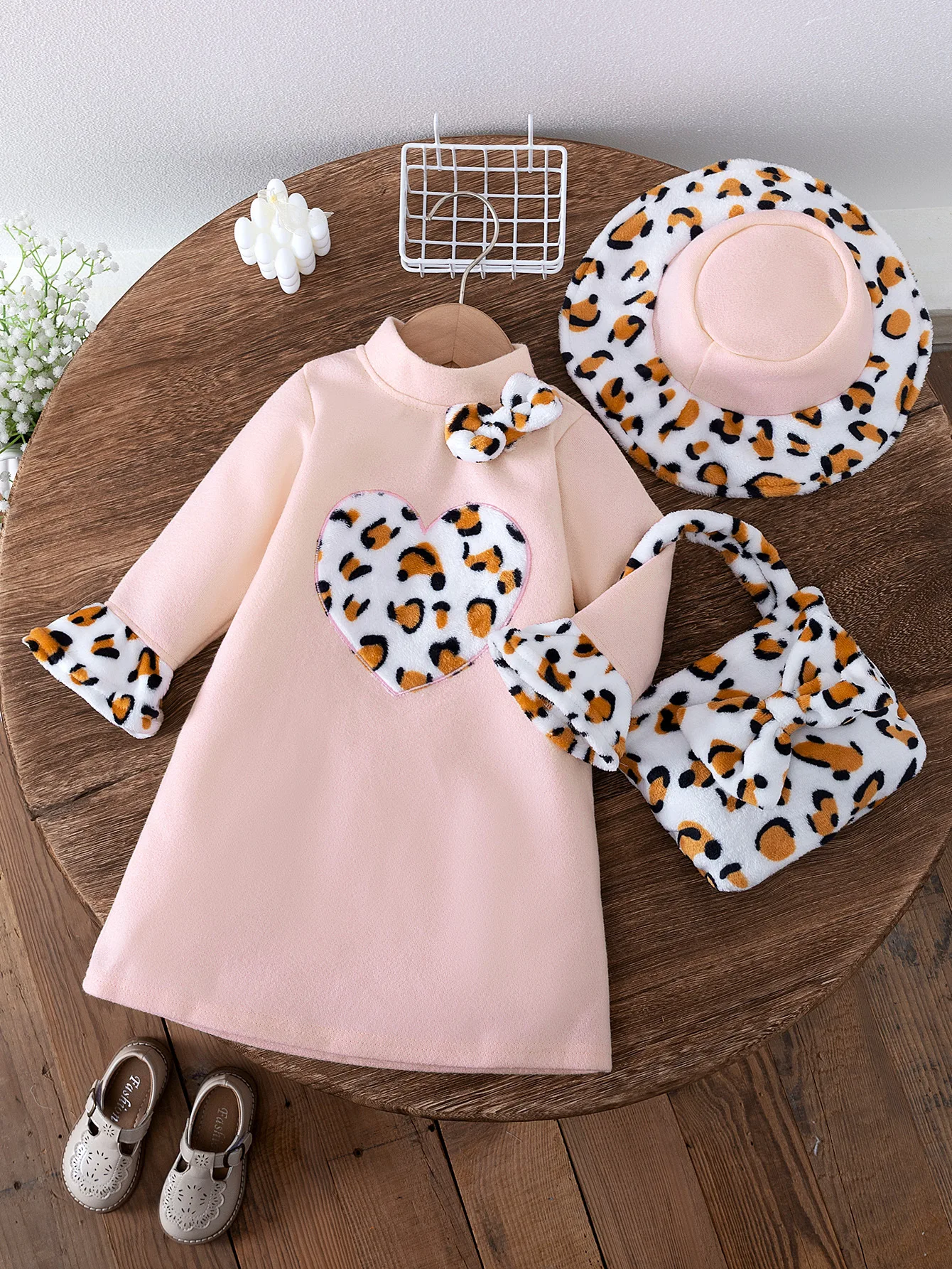 2024 European and American Autumn New Girls Plush Leopard Print Splicing Dress with Bag and Hat Three-piece Set