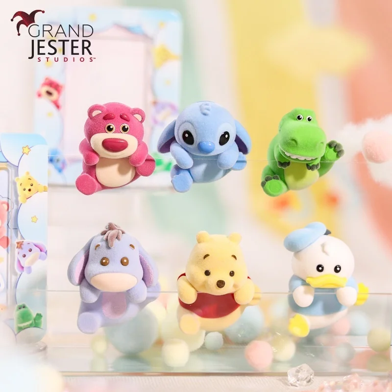 Figuras de caja ciega de fiesta bonita de oso fresa de Disney Stitch con múltiples personajes adorables regalos sorpresa de cumpleaños creativos