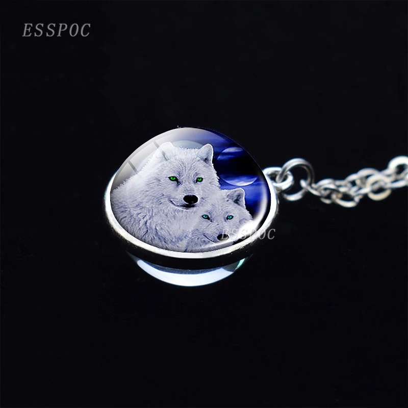 Full Moon Wolf  Animal Glass Ball Pendant Necklace Wolf Head Photo Charms Silver Color Sweater Chain Necklace for Women