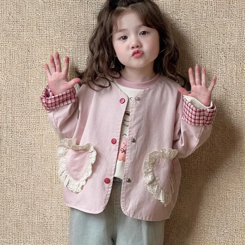 

2025 New Baby Girl Korean Fashion Trench Coat Children's Love Lace Cardigan