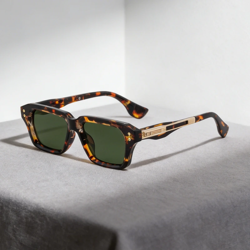 

Square Frame Metal Sunglasses for Men Stylish Retro Street Style Shades Travel Outdoor Sports UV Protection Goggles UV400