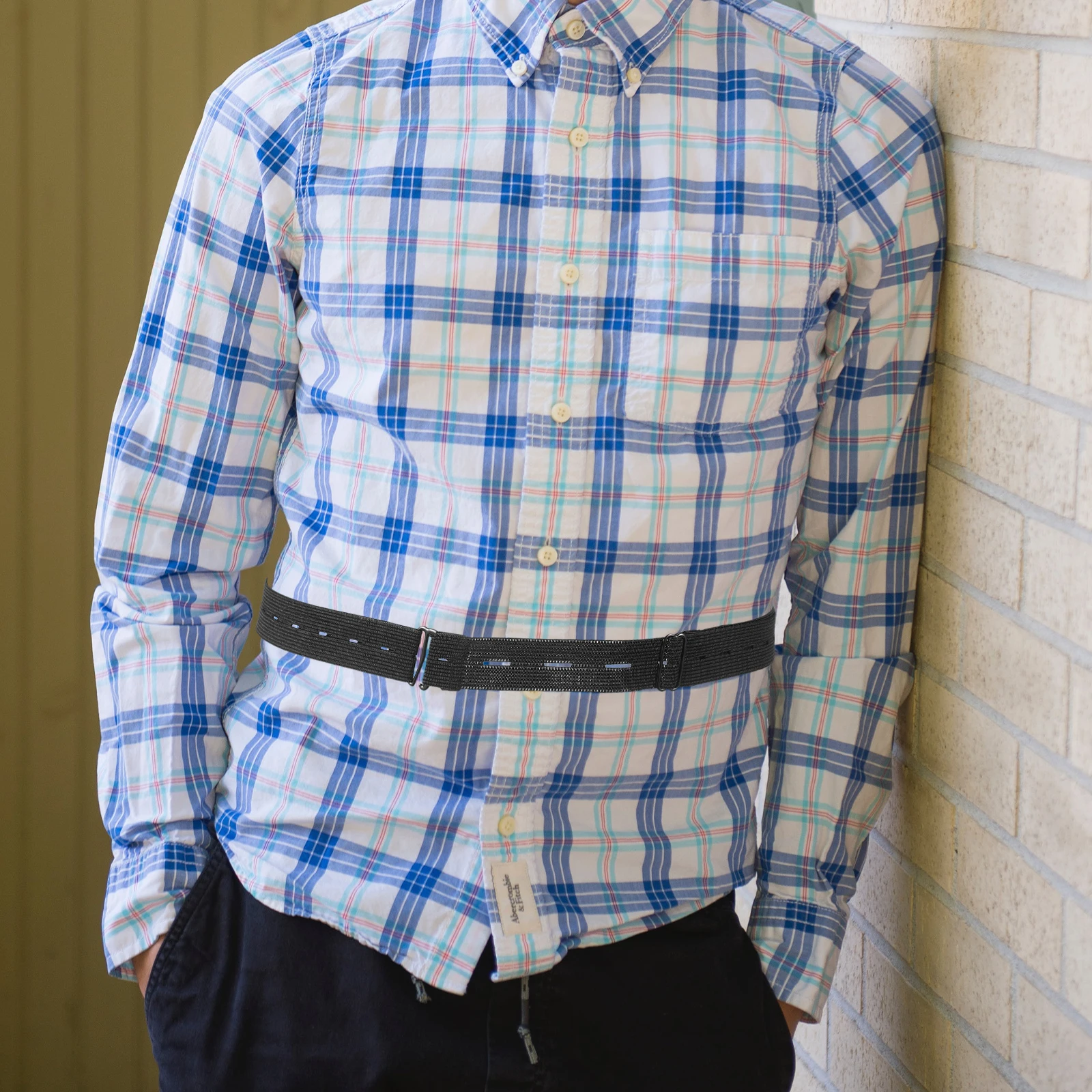 Cinturones elásticos para camisa, antiarrugas, para hombres y mujeres, versión mejorada blanca, mantiene la ropa ordenada, práctico soporte para camisa en la cintura