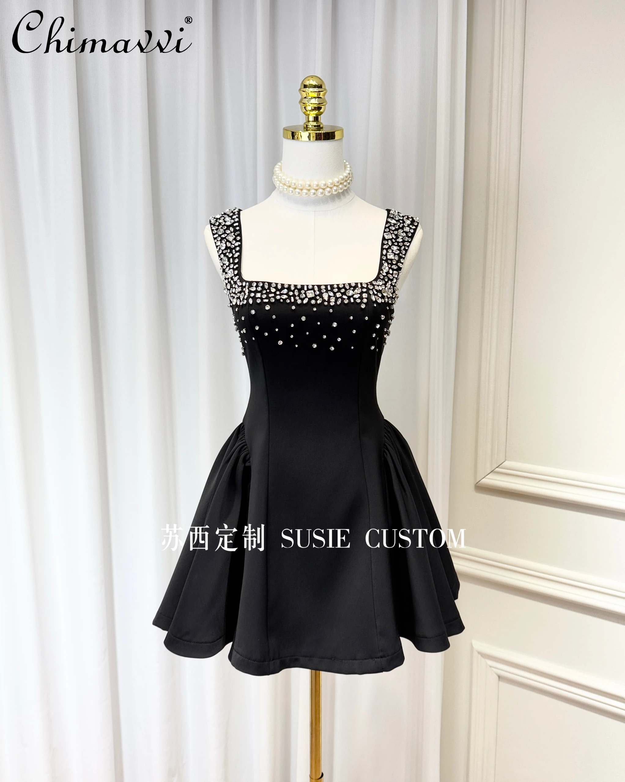 

Высококачественное роскошное тяжелое платье со стразами и бисером с квадратным вырезом и жилетом на бретелях, новинка 2025, летнее модное темпераментное вечернее женское платье