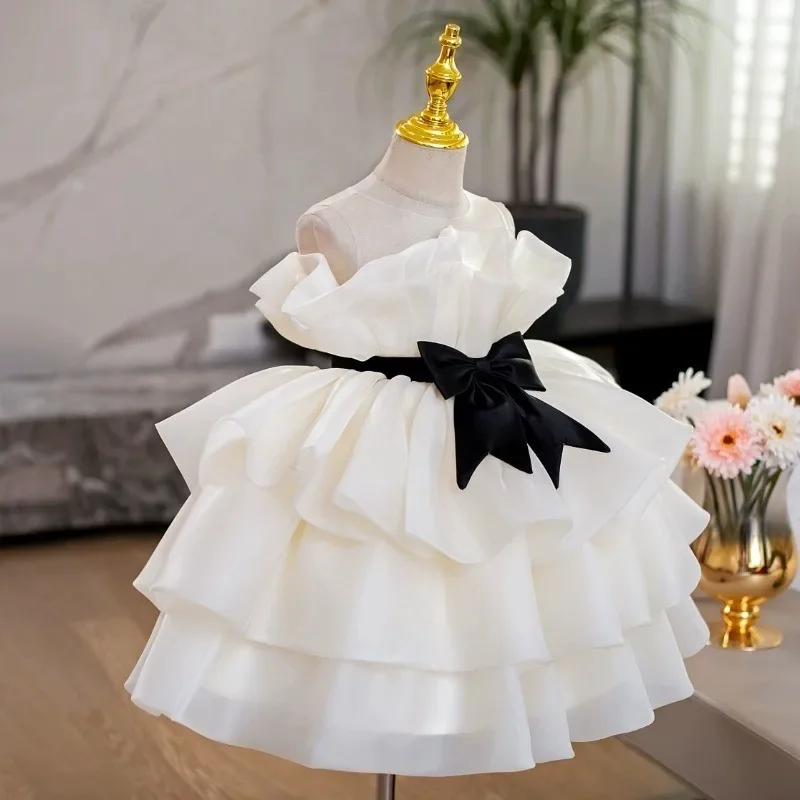 Abito da principessa in organza bianca per ragazze con volant a strati Abito da festa senza maniche con fiocco nero Perfetto per la ragazza di fiori di matrimonio di compleanno