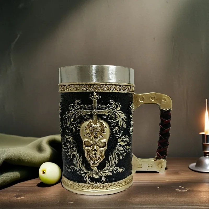 600ml Skeleton Cross Snake Beer Mugs Coffee Cups  Skull Mug with 304 Stainless Steel Resin Wine Glass Mug Christmas Gifts Retro
