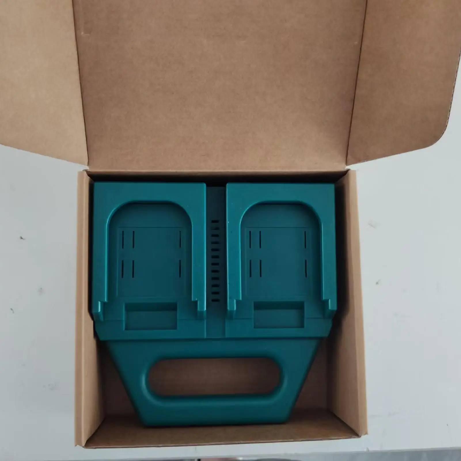 

Держатель для сортировки батарей, 4-слотовый компактный держатель батареи для ящика, компактный дизайн, небольшой контейнер для хранения инструментов