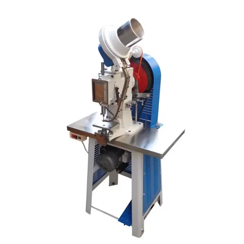 Pneumatic Eyelet Punching Machine