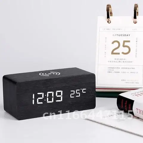 Hause Drahtlose Lade Alarm Thermometer Led Digital Home Smart Voice Control Holz Uhr Uhr