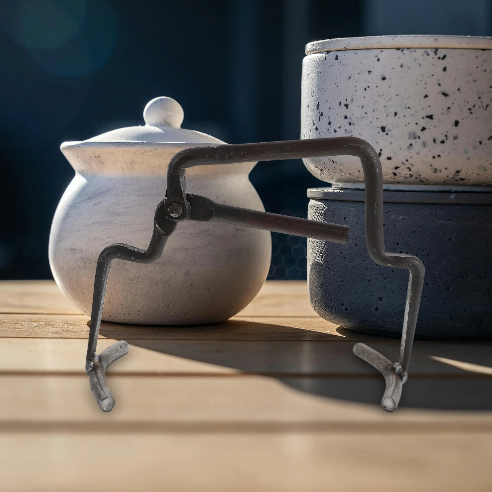 

Iron Heat Resistant Clay Pot Lifter Tongs Hot Pot Gripper Jar Holder Non-Slip Cooking Clamp Kitchen Utensil Tool