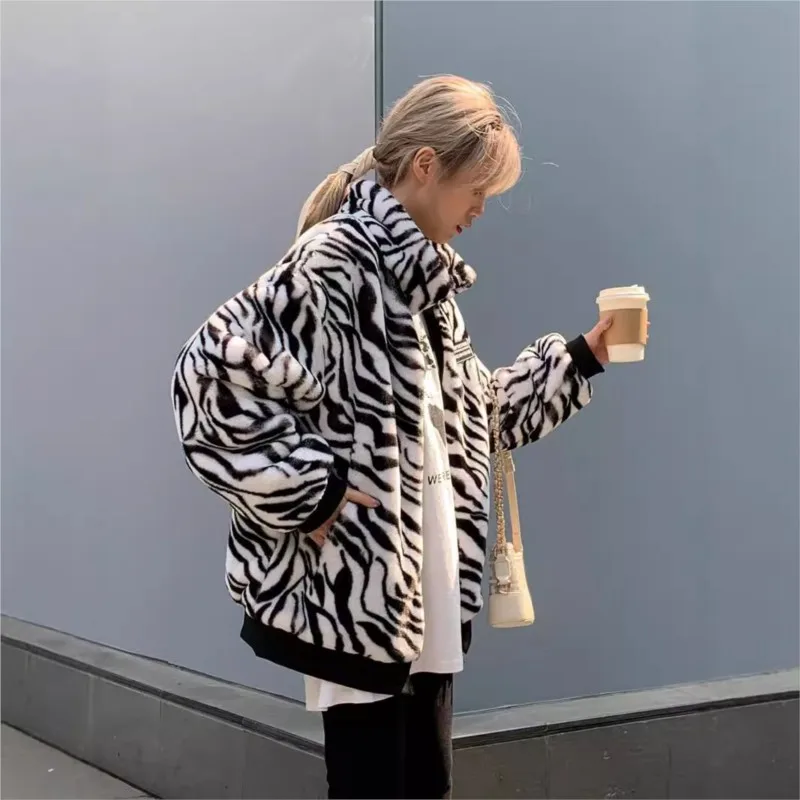 معطف فرو وصوف مختلط كبير الحجم بنمط جديد وياقة واقفة وسحاب ملابس نسائية بأنماط ملولبة #4