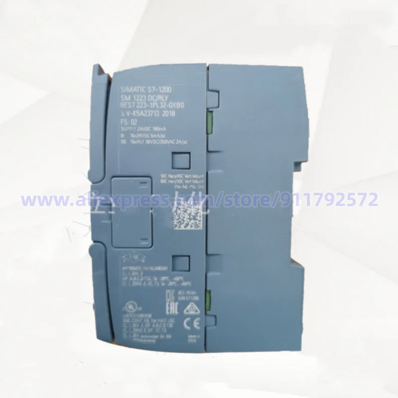 

New S7-1200, Digital I/O SM 1223, 6ES7223-1BH32-0XB0(8DI/8DO) 6ES7223-1PH32-0XB0(8DI/8DO relay) 6ES7223-1PL32-0XB0(16DI/16DO)