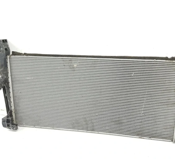 BBmart Auto Spare Car Partes Radiator OE 17117617637 For BMW F10 Radiator