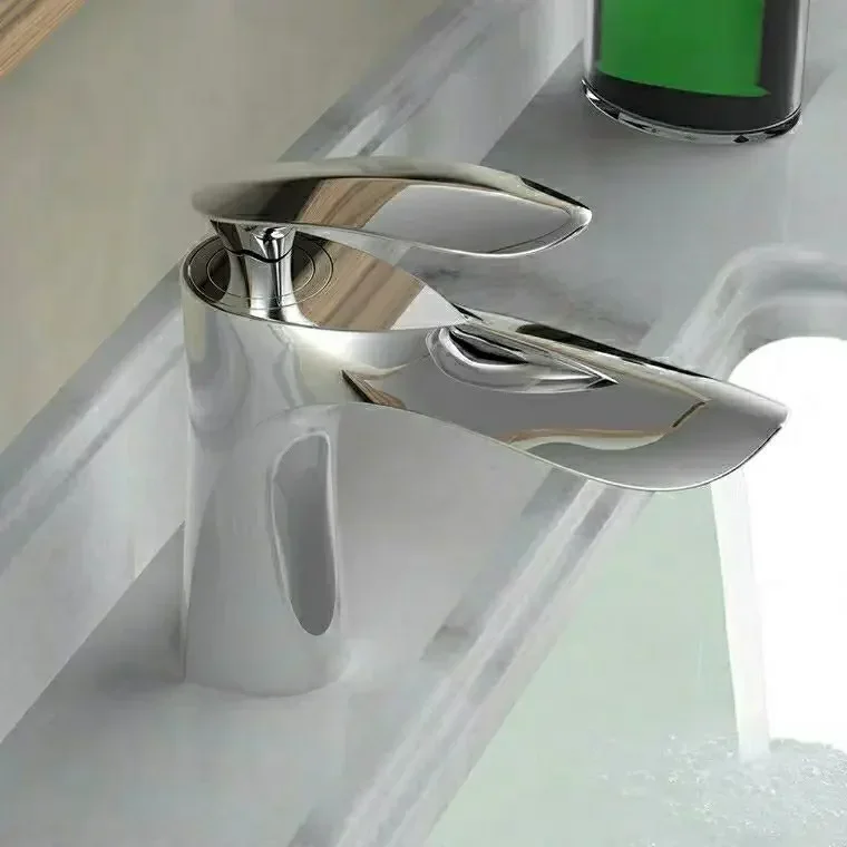 Elegant Bathroom Faucet - Hot/Cold Water Mixer with White Finish, Brass Sink Tap, Gold 220R
