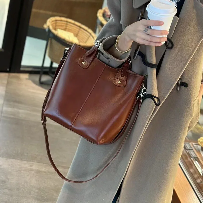 2024 Retro Vegetable Tanned Skin Bucket Tote Green Coffee All-match Women's Handbag Big Cow Leather Shoulder Bag 2 Straps