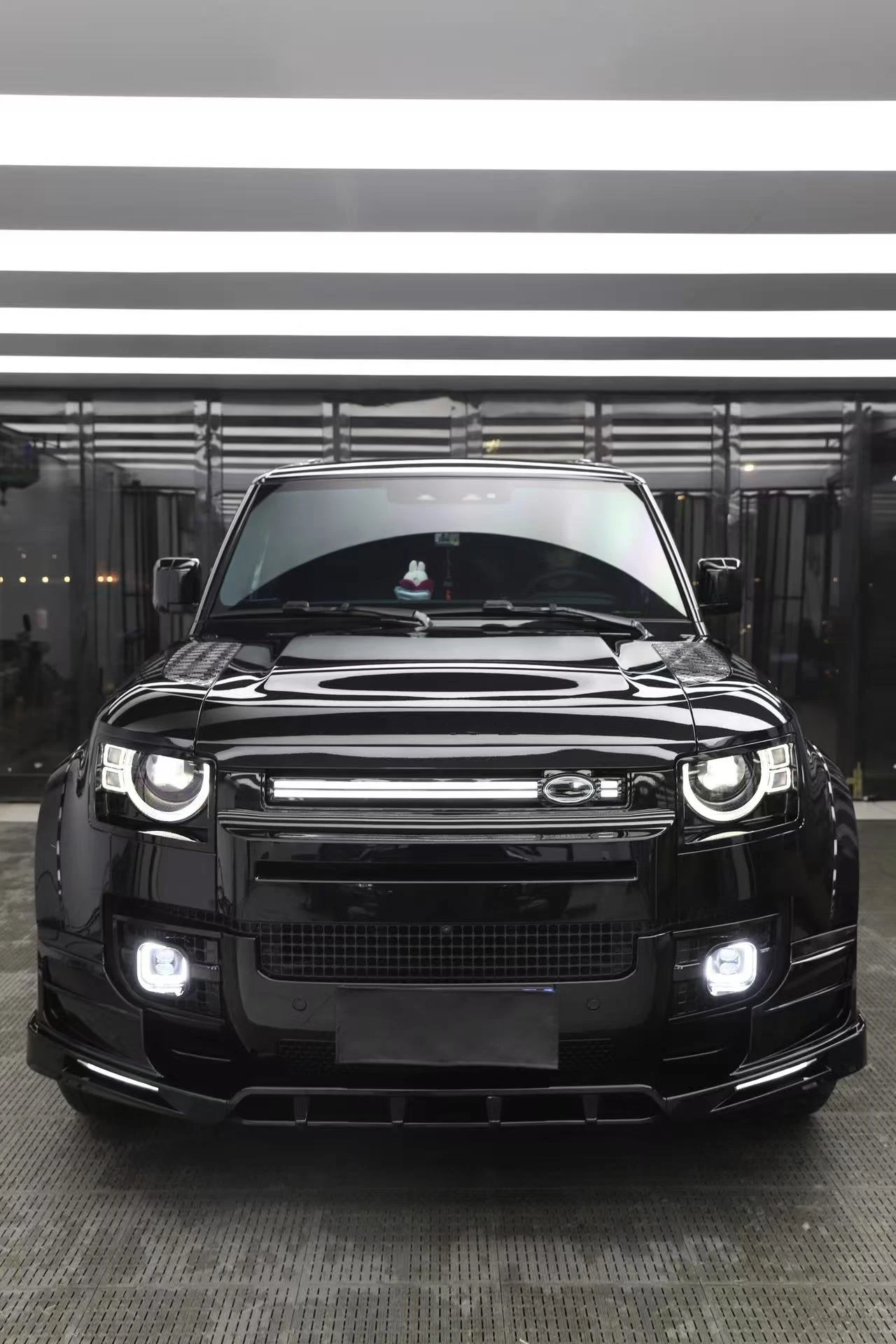 Car Body Kit Bumper for Defender 2020 007 Black Version,taillights,tire Cover,spoiler,tail Pipes