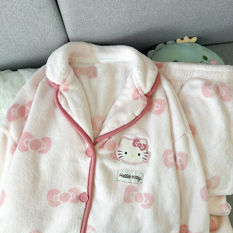 Sanrio autumn and winter Hello Kitty cute warm women's pajamas cartoon lapel thickened coral fleece loungewear set