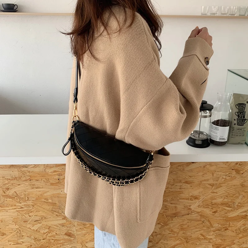 Elegant Diamond Lattice PU Leather Chain Waist Bags For Women Black Waist Packs Female Fanny Pack Wide Belt Strap Crossbody Bag