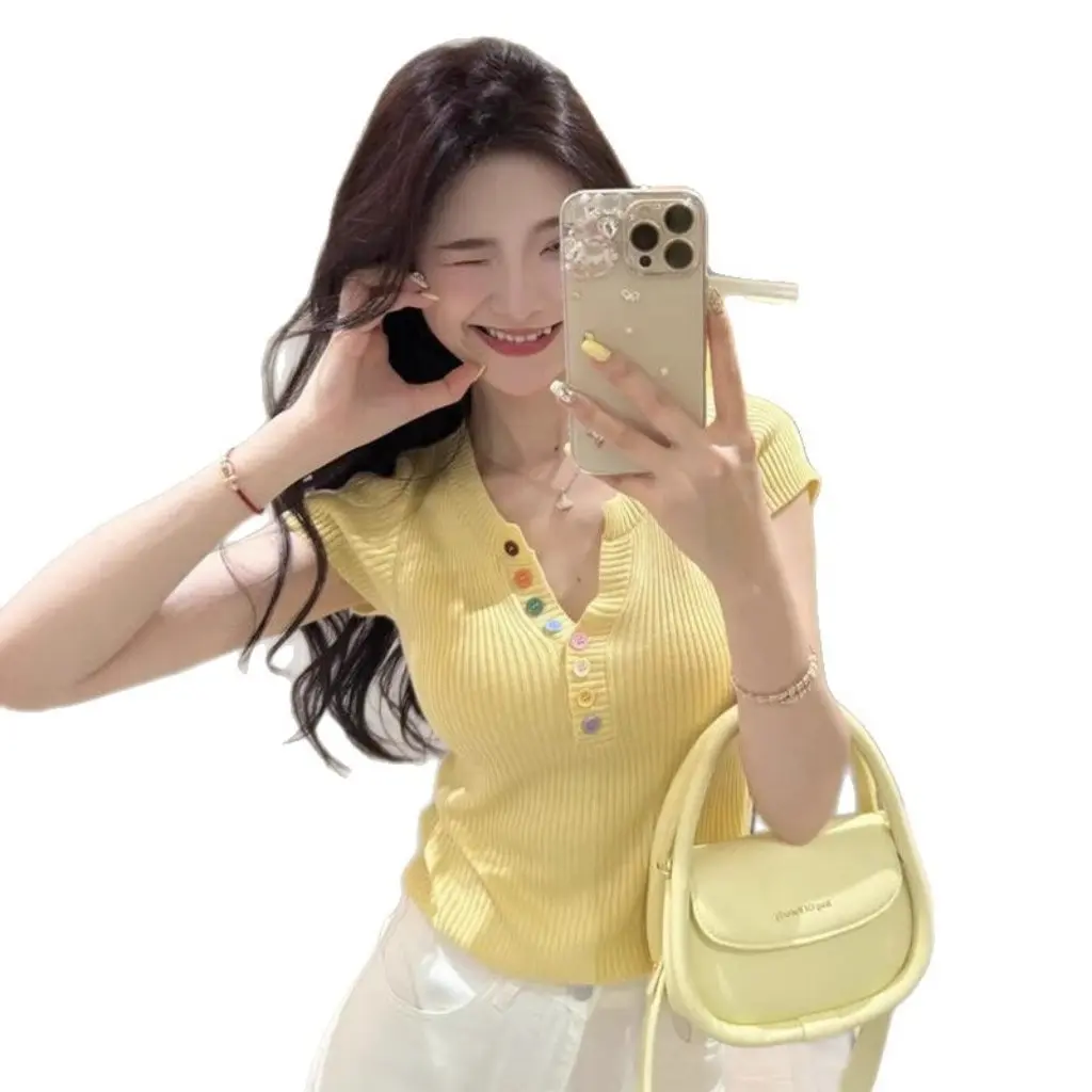 

Women's Colorful Button V-Neck Short-Sleeved T-Shirt Slim Fit Inner Knitwear Top for Summer