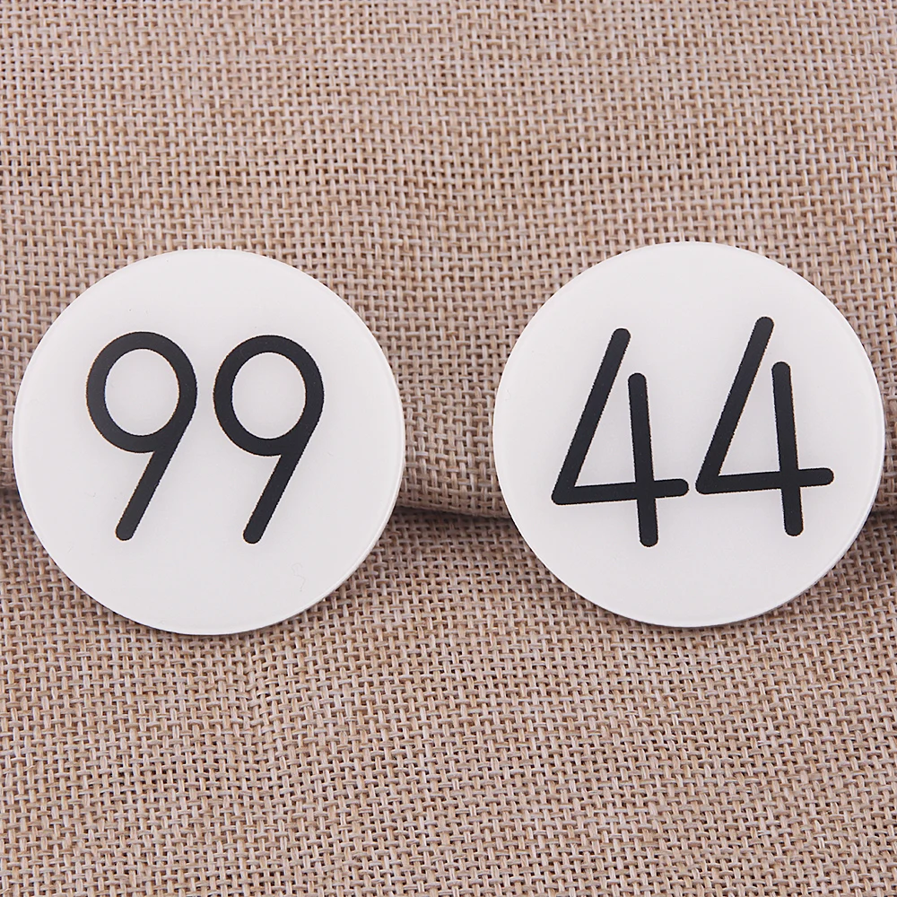 Anime Hunter X Hunter Exam Pins Brooch Hisoka Kurapika Killua Zoldyck GON FREECSS Testing Number Badge Brooches Cosplay Jewelry