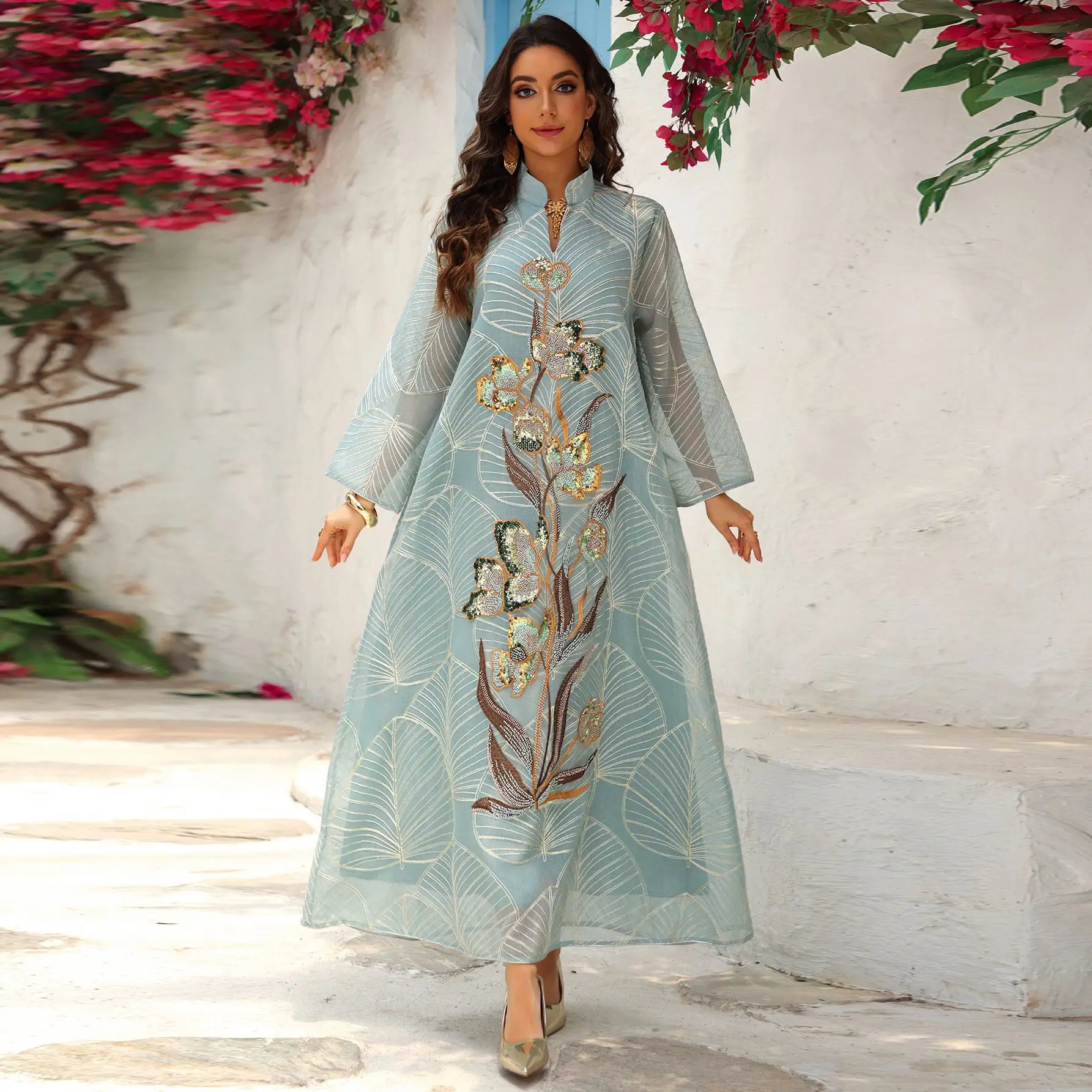 

2025 New Embroidery Abaya Dubai Women Muslim Long Dress Turkey Kaftan Ramadan Islam Clothing Eid Djellaba Caftan Marocain Robe