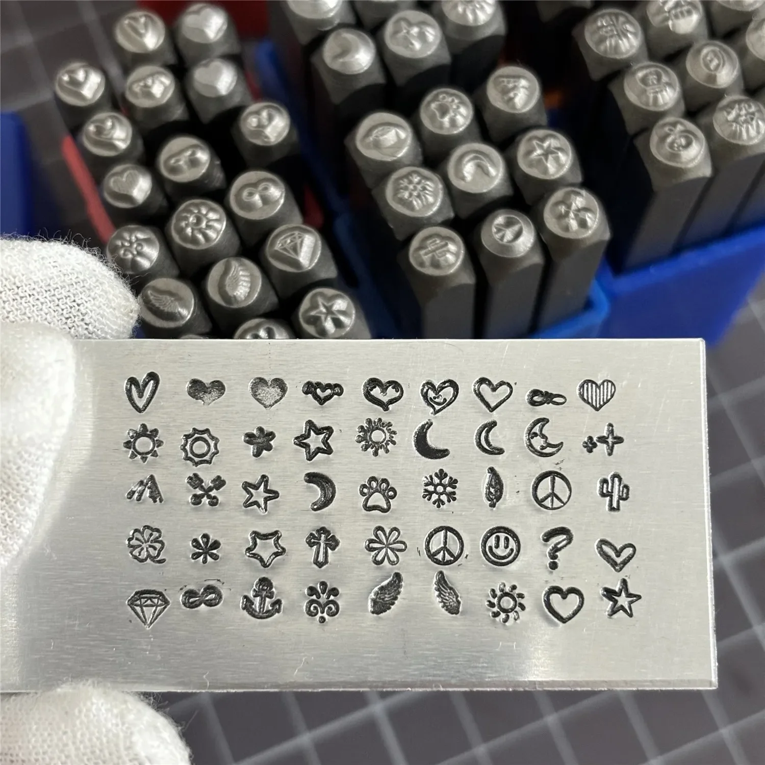 3mm Cartoon Design Metal Stamping Kit Steel Stamps Leather Silver Steel Punch Set Jewelry DIY Making Puncher Moon Star Heart